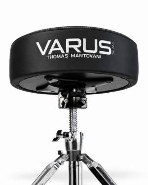 Trono de batería Varus en estudio